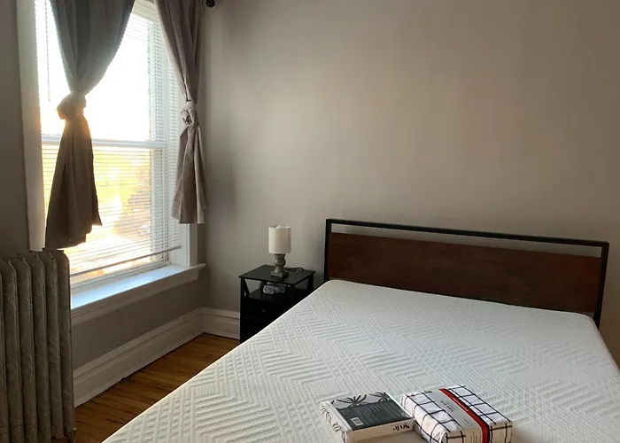 Entire With Private Balcony Апартаменты