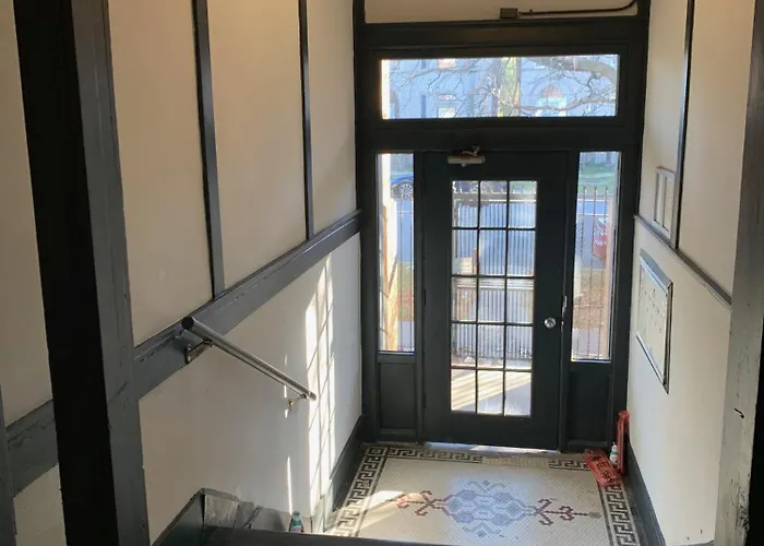 Апартаменты Entire With Private Balcony Чикаго