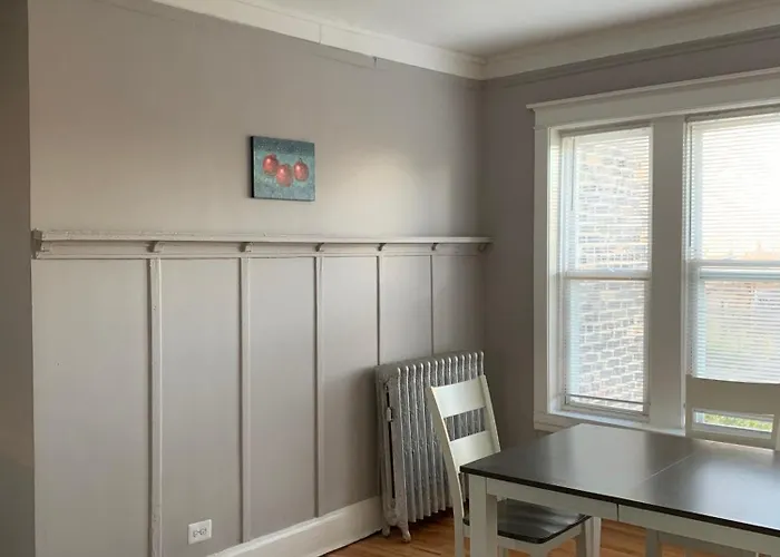 Entire With Private Balcony *