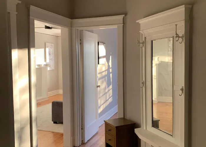 Entire With Private Balcony Апартаменты *