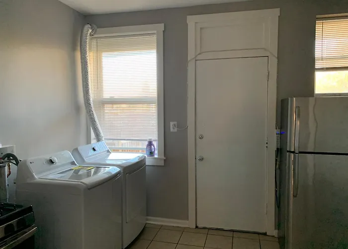 Entire With Private Balcony Апартаменты